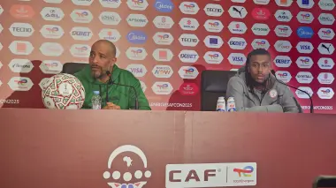 مدرب نيجيريا يطمئن الجماهير بشأن غياب العميد نديدي أمام المغرب