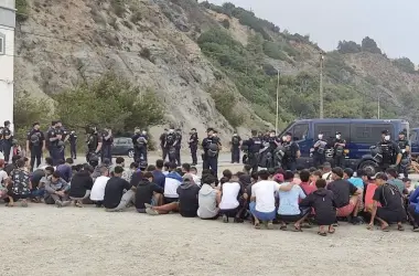 بعد أسابيع من التعثر.. إسبانيا تلجأ إلى مرسوم استثنائي لتسريع إعادة المهاجرين إلى المغرب