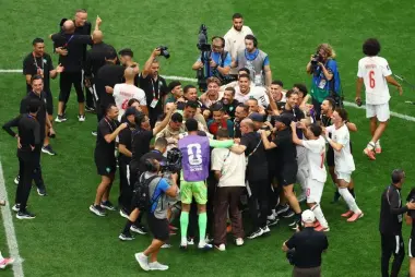 تأهل تاريخي ومكافآت ضخمة.. كم جنى المنتخب المغربي بعد بلوغ ربع نهائي المونديال؟