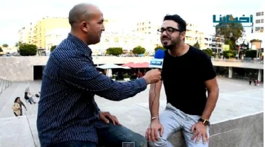 أحمد شوقي يغني لزوار "أخبارنا"