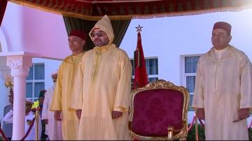 صحيفة "الغارديان" تختار صورة الملك ضمن الصور الأكثر تميزا في العالم (صورة)