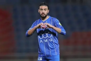 بعد مغادرة طهران.. منير الحدادي على رادار نادٍ من أمريكا اللاتينية