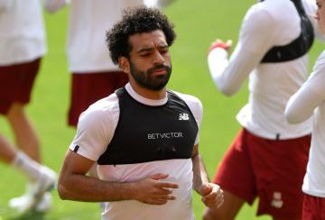 غياب "صلاح" عن التدريبات يثير قلق جمهور "ليفربول"