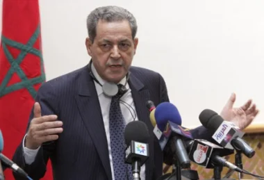 السيد امحند العنصر يحل بالجزائر للمشاركة في اجتماع وزراء داخلية مجموعة (5 زائد 5)
