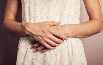 سلمى.. قصة إمرأة أجهضت "12 مرة" بإرادتها في بلد عربي يكفل حق الإجهاض
