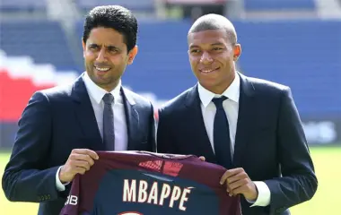 باريس سان جرمان يستسلم ويمنح مبابي 61 مليون يورو