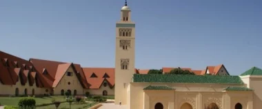 طلاب جامعة الأخوين يطالبون برفع الآذان.. والإدارة ترفض
