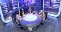 شاهد .. إعلامي  يطرد أحد ضيوفه على الهواء مباشرة