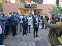 أطر الإدارة التربوية "يحتجون" أمام المديريات الإقليمية للتعليم