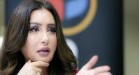 بعد تصريحها المثير حول منعها من دخول السعودية..لطيفة التونسية تؤدي العمرة (صورة)