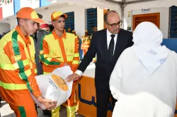 عامل الصخيرات تمارة يشرف على توزيع 6210 قفة ضمن عملية “رمضان 1447”