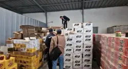 سلطات عين السبع تداهم مستودعا لتزوير تواريخ المواد الغذائيه منتهية الصلاحية