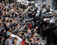 مسيرات حاشدة في محافظات مصر و الألاف يعتصمون في ميدان التحرير