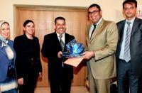 شباط يستفز رفاق بنكيران ويستقبل السفير المصري بالرباط