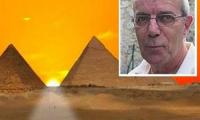 فرنسي يدعي حل لغز بناء الأهرامات المصرية!