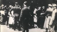 صورة تربط الكمامة بالهولوكوست تطيح بسياسي أمريكي