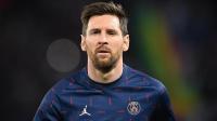 برنامج إسباني يفجرها ... ميسي وافق على عرض الهلال السعودي
