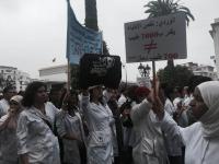 الصحافة الاسبانية تتطرق باهتمام لموجة غضب "الطلبة الأطباء"