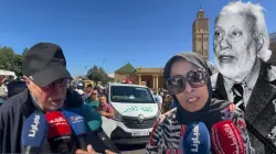 الوداع الأخير للفنان عبد القادر مطاع وسط بكاء شديد للممثلة كريمة وسط وشهادات مؤثرة في حق الفقيد