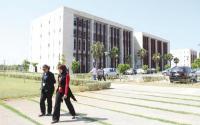 توقيع اتفاقية شراكة تعليمية بين الجامعة الدولية للرباط ومدرسة التجارة ببرشلونة
