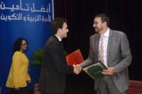 بشرى للمعلمين : "تعويض كامل لرجال التعليم عن الجراحة والمرض قد يصل إلى مليون درهم"