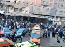 مصرع 8 وإصابة 35 في حريق مصنع ملابس بصر