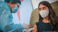 الإقبال الكثيف للشباب على مراكز التلقيح يفاجئ الجميع ويغير نظرة المجتمع لهاته الفئة