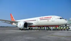 دوار وغثيان جماعي على متن طائرة هندية قادمة من لندن إلى مومباي