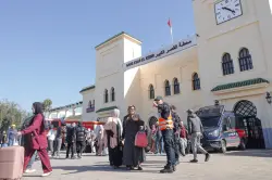 القصر الكبير .. بداية عودة المواطنين في ظروف آمنة بعد مرور الاضطرابات الجوية