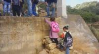 بالفيديو .. شاهد أغرب قنطرة في المغرب  تشعل الفايسبوك