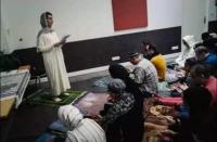 ضجة كبيرة بالعاصمة الفرنسية بعد افتتاح أول مسجد مختلط و بإمامة "فقيهة جزائرية"