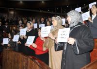 مكياج برلمانيات المصباح يثير حفيظة أحد مستشاري رئيس الحكومة
