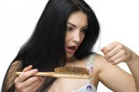 طرق علاج تساقط الشعر
