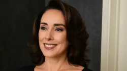 في رسالة لماكرون..باحثة فرنسية تنتقد “لوموند” وتفضح أكاذيبها حول الملك محمد السادس