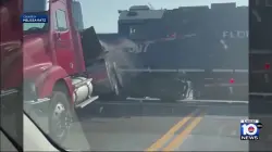 لحظة مرعبة لاصطدام قطار مسرع بشاحنة عالقة على السكة