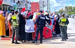 بعد سنتين من الانتظار .. استنفار أمني أمام مقر عمالة تمارة بسبب احتجاجات عارمة لعشرات المواطنين المقصيين من السكن