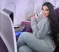 صورة وتدوينة مثيرتان للجدل.. هل غادرت دنيا بطمة المغرب بصفة نهائية؟