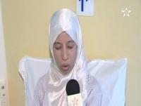 التلميذة زينب عكرود المصابة بالسرطان بعد توشيحها بوسام ملكي