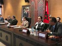 بنصالح ترد على المقاطعين باحضار قنينة ماء "سيدي علي" لمقر رئاسة الحكومة وهذا ما فعله العثماني (صور)