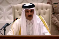 أمير قطر يُخطئ في نطق اسم الرئيس الموريتاني خلال افتتاح القمة العربية الإسلامية الطارئة(فيديو)