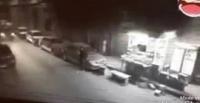 بالفيديو.. لحظة هجوم جن على صاحب كشك وصعقه