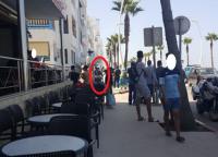 مرا ونص.."مرات الراجل" "سلخت" شاب تحرش بها بكورنيش مرتيل والشرطة تعتقل "روميو"