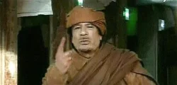 القدافي يتجاوز كل حدود العقل و يتوعد بسحق شعبه
