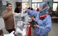 إقبال متوسط على صناديق الاقتراع بتطوان و أول المصوتين من المسنين