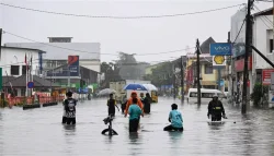 فيضانات ماليزيا تُشرد أكثر من 150 ألف شخص وتوقع ثلاثة قتلى
