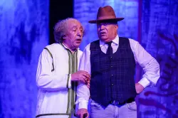 بعد غياب ربع قرن: الخياري و"نجوم مسرح الحي" يعيدون الضحكة الأسطورية بـ "سري مري"