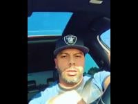 الرابور "مُسلم" يرد على منتقديه: أنا ديال شيحاجة أعمق وأبعد من مقاطعة الماء و الحليب (فيديو)