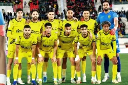 المغرب الفاسي يكسر غياب 41 سنة ويتوج بلقب البطولة الوطنية