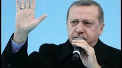 أردوغان : الأحداث المؤسفة التي تشهدها منطقتنا تضع المسلمين دوماً في قفص الاتهام