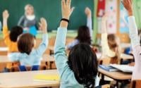 نقابة تعليمية تطالب بـ"عطلة السبت" وتقليص ساعات العمل إلى 18 ساعة